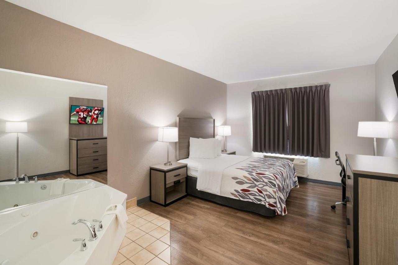 Red Roof Inn & Suites Carrollton, Ga - West Georgia Екстериор снимка