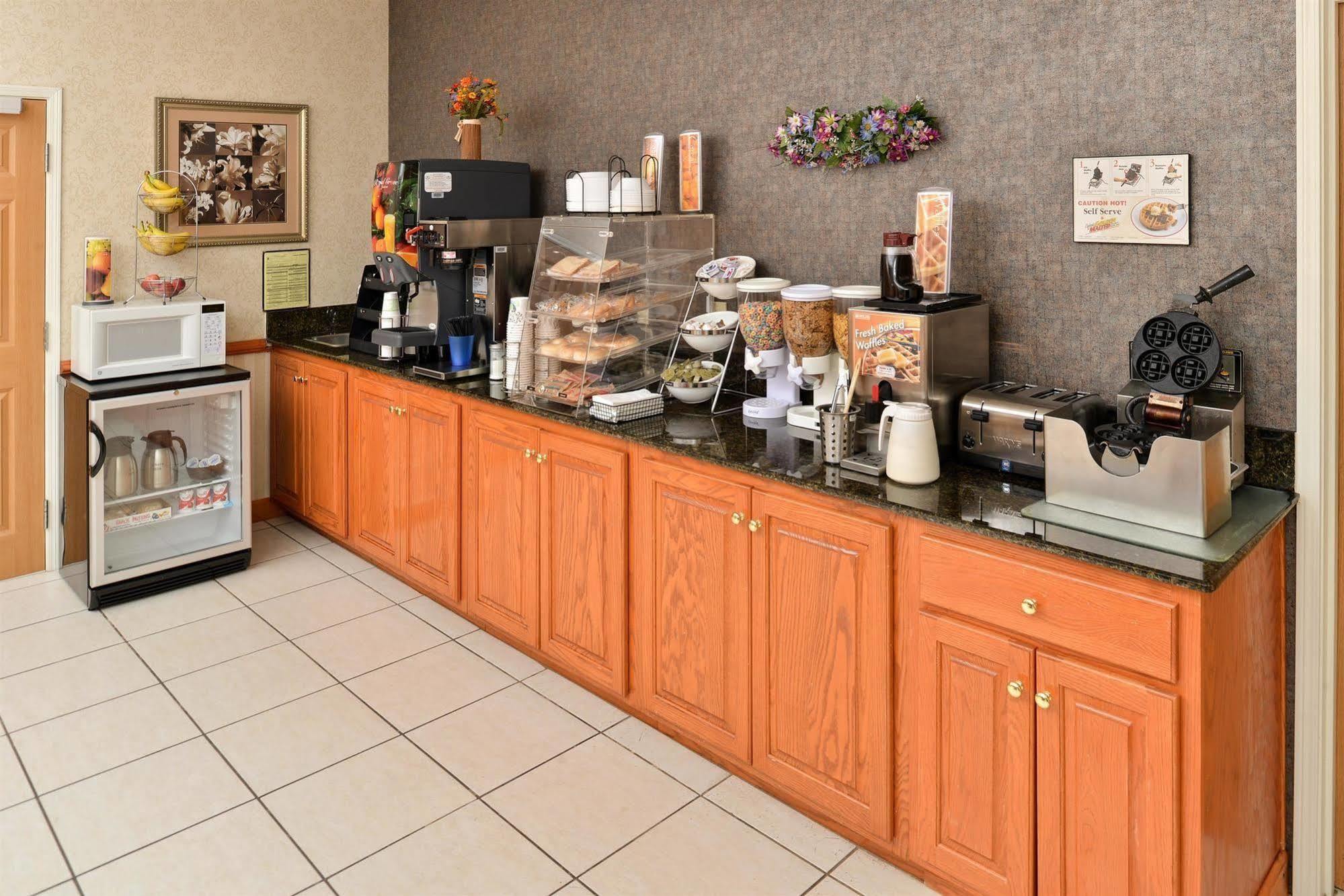 Red Roof Inn & Suites Carrollton, Ga - West Georgia Екстериор снимка